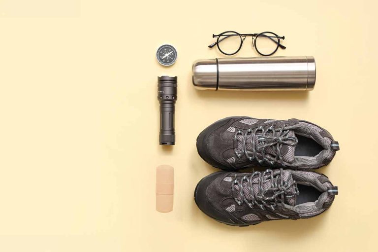 Essential hiking gear for beginner hikers
